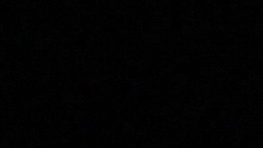 Christian Nodal actuando en un show.