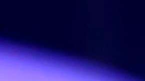 Christian Nodal actuando en un show.