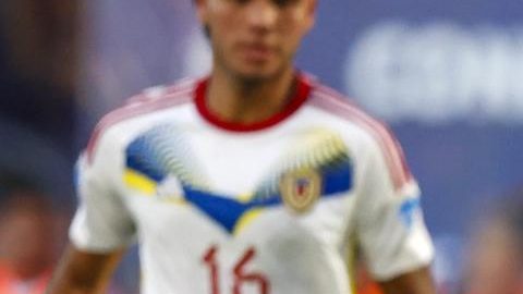 Yangel Herrera en el partido entre Jamaica y Venezuela.