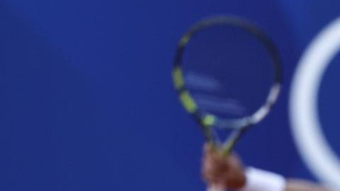 Los españoles Rafael Nadal y Carlos Alcaraz celebran su victoria ante Tallon Griekspoor y Wesley Koolhof, de Países Bajos.