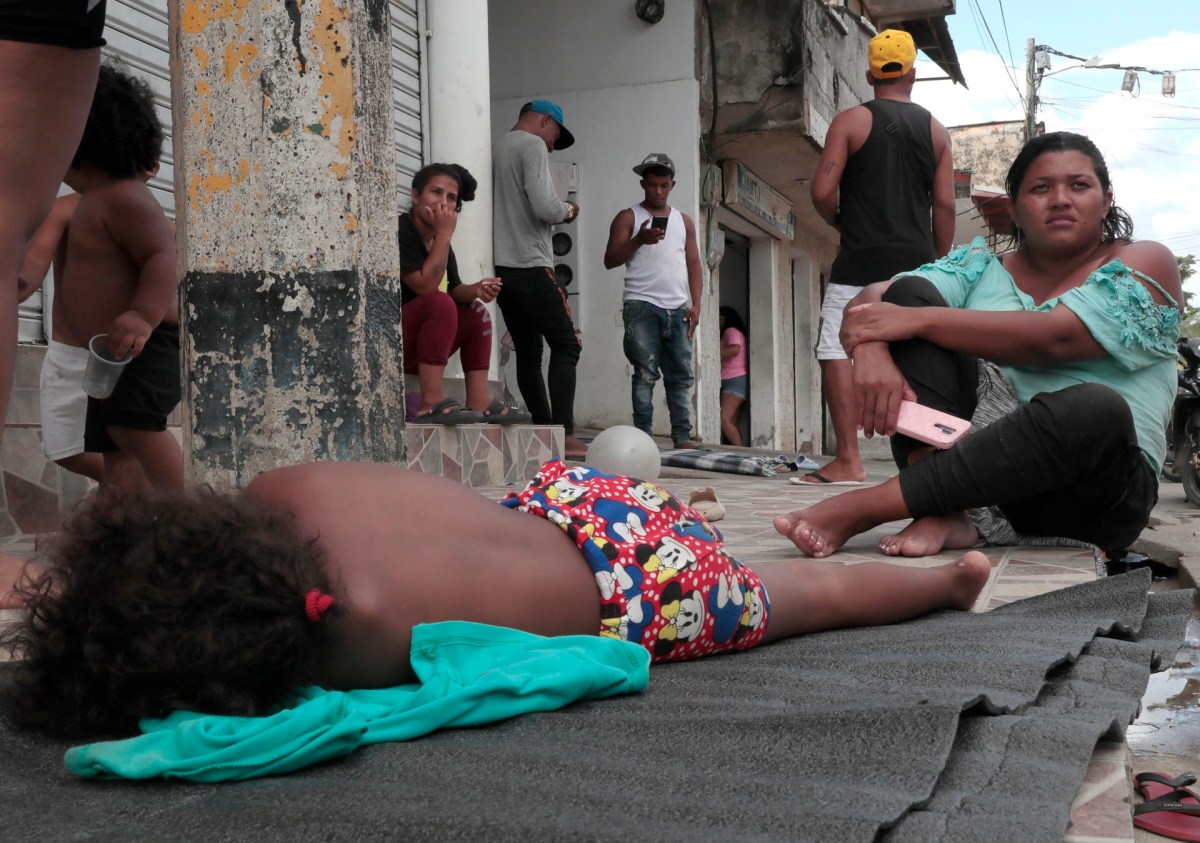 Venezolana hace creer a sus hijos que harán un safari, pero en realidad cruzarán el Darién