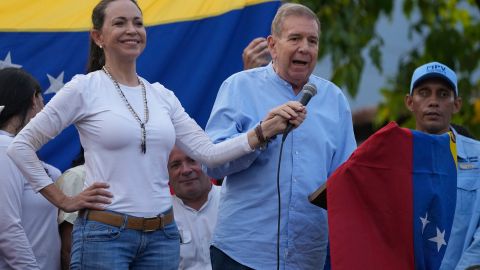 Candidato presidencial Edmundo González envía mensaje a los migrantes venezolanos