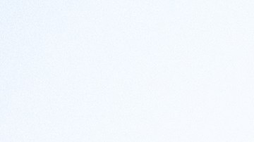 Peso Pluma y Kenia Os posando.