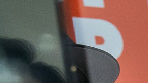 El alcalde Adams en la inauguración de la Cooperativa Federal Urban Upbound, en Astoria Queens,