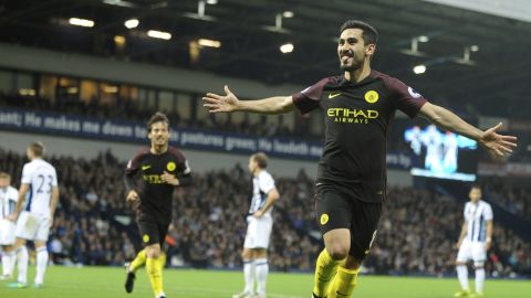 Ilkay Gündogan durante un partido de Premier League entre el West Bromwich Albion y Manchester City en 2016.