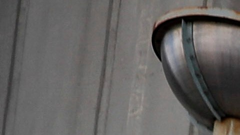 Empleado de la Oficina de Prisiones muere al entrar en contacto por una "sustancia desconocida"