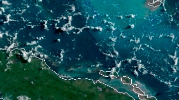 Emiten alerta en Puerto Rico por posible formación de tormenta tropical Ernesto