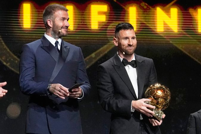 David Beckham junto a Lionel Messi.