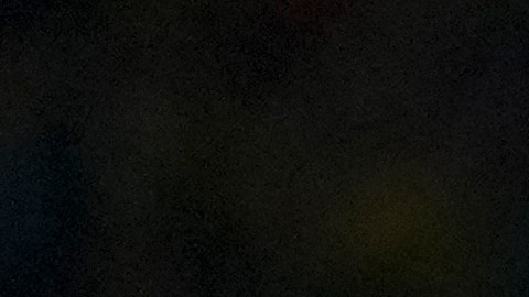 Zinedine Zidane sostiene el trofeo de la UEFA Champions League antes de la final entre Real Madrid y Borussia Dortmund en 2024.