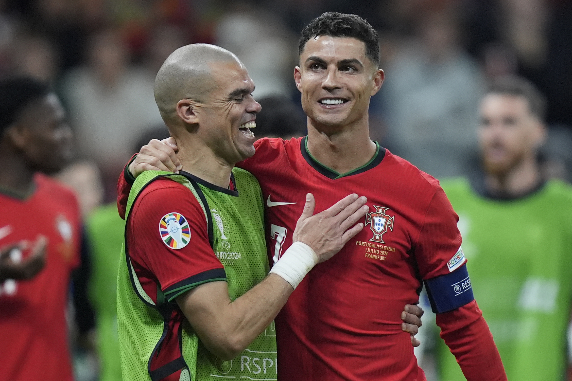 Cristiano Ronaldo Agradece A Pepe Por Sus Años En El Fútbol - El Diario Ny