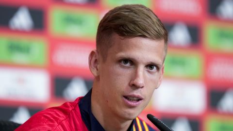 Dani Olmo pudo ser inscrito por el FC Barcelona en LaLiga gracias a la lesión de un compañero