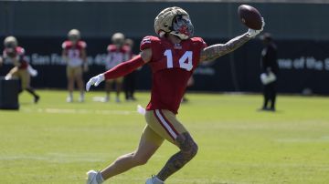 Ricky Pearsall durante una práctica con San Francisco 49ers.