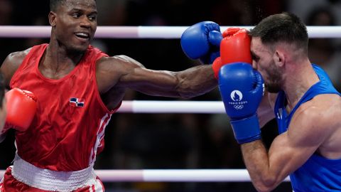 Cristian Piñales en combate ante el croata Gabrijel Veocic.