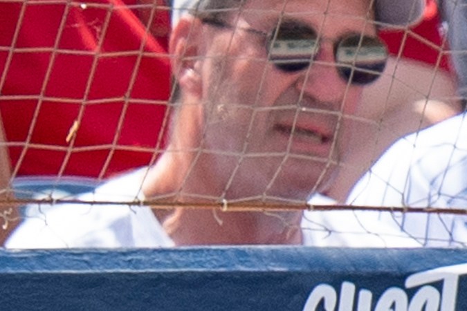 Aaron Judge y Giancarlo Stanton en el dugout de los Yankees.