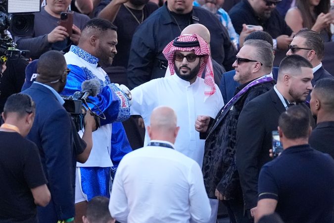 El jeque saudí lanzó unas nuevas declaraciones sobre la polémica con el Canelo Álvarez.