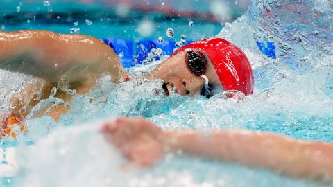 Alonso anunció su retiro de la natación tras quedar eliminada en los 100 metros mariposa.