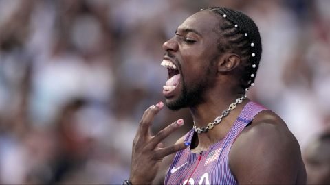 Noah Lyles durante la semifinal de los 100 metros planos.