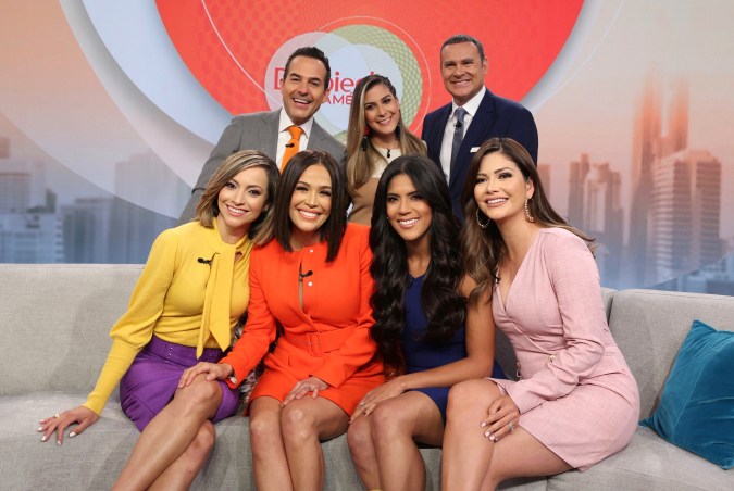 Carlos Calderón fue despedido de 'Despierta América' hace más de año y medio.
