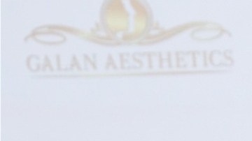 Daniel Sarcos, presentador de televisión.