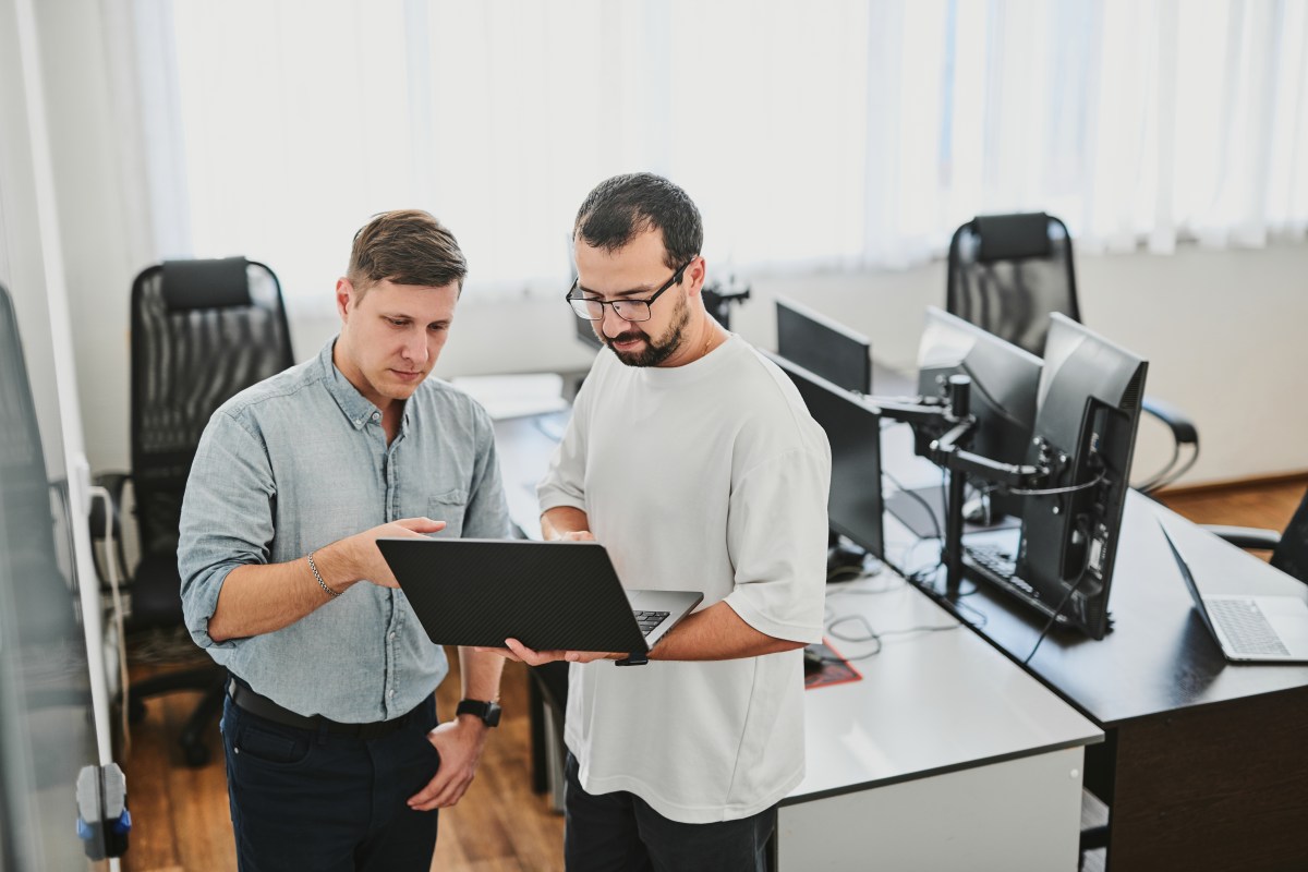 Lanzan a la venta la primera moto voladora: comenzaría a distribuirse en 2026