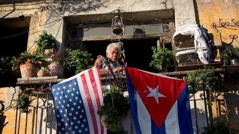 Las visas de no migrante por negocios (B-1) y turismo (B-2) seguirán sin expedirse para Cuba, informó EE.UU.