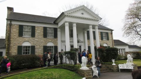 Actualmente Graceland pertenece a Riley Keough, nieta de Elvis Presley.