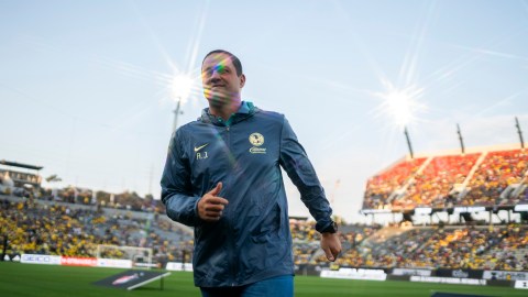 El entrenador brasileño criticó la reactivación de la Liga MX en medio de la Leagues Cup.