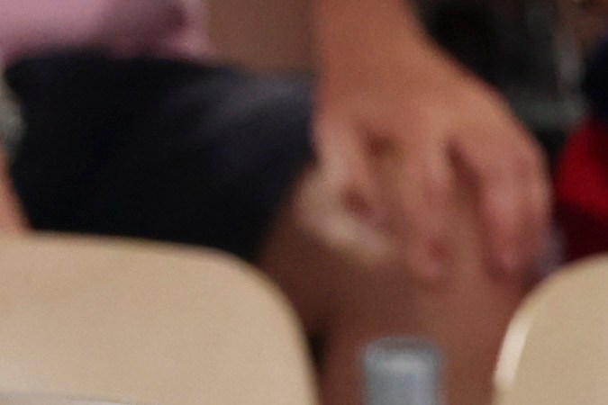 PARÍS, 31/07/2024.- Los tenistas estadounidenses Austin Krajicek y Rajee Ram en acción ante los españoles Rafa Nadal y Carlos Alcaraz en los cuartos de final de dobles masculinos de tenis de los Juegos Olímpicos de París 2024, en el complejo de tenis Roland Garros de París. EFE/ Juanjo Martín