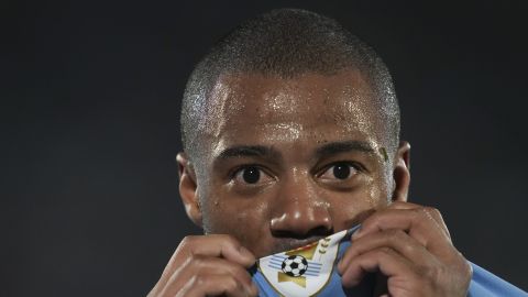 Nicolás De La Cruz con Uruguay.