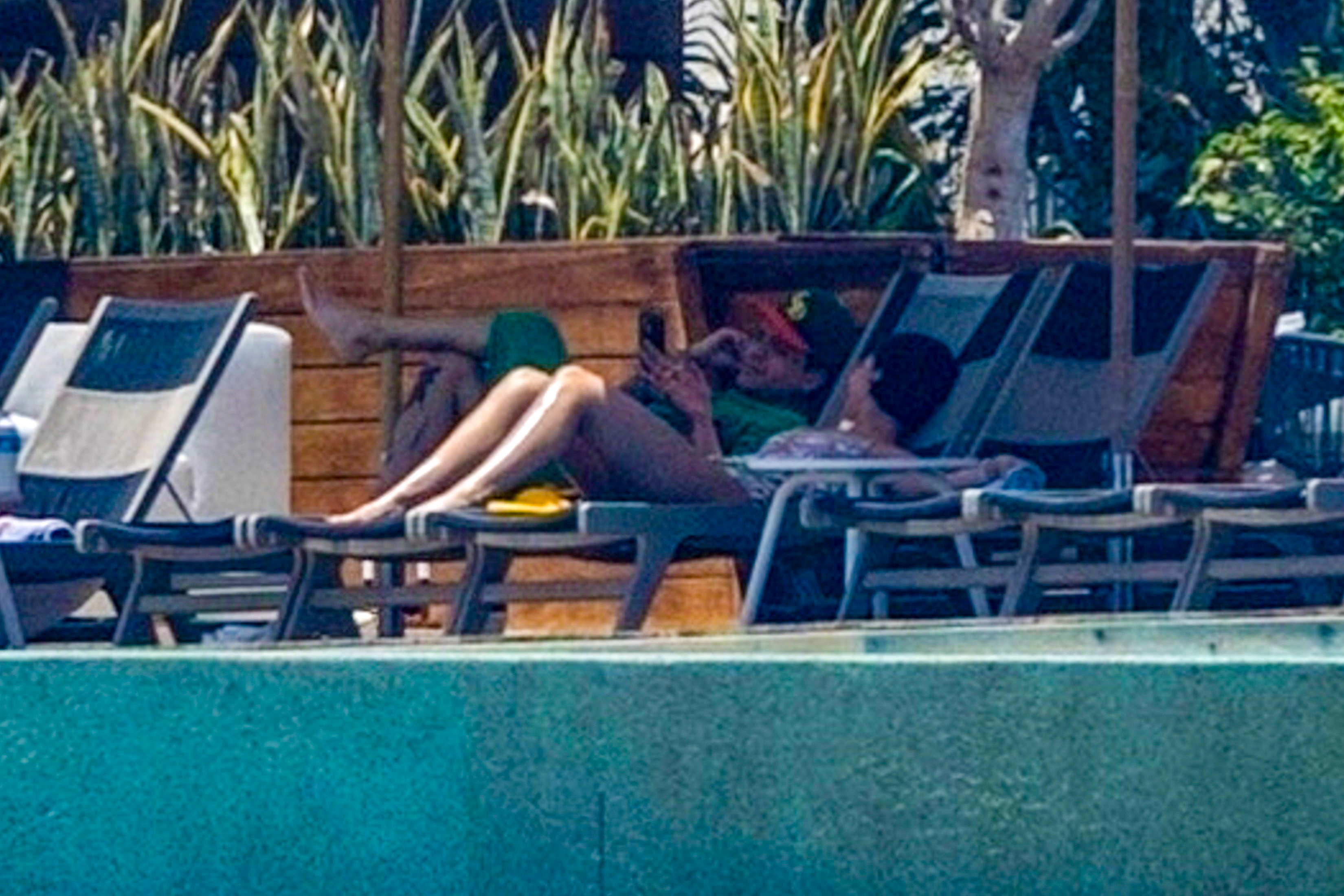 Nodal y Aguilar están disfrutando de todas las posibilidades de Los Cabos.