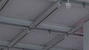 Muestra de una de las piezas de la artista, también llamada "Graft", mostrada en el Whitney Museum of American Art y que forma parte de su coleccion permanente.