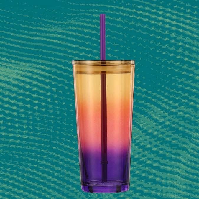 Vaso de vidrio frío con diseño de puesta de sol otoñal