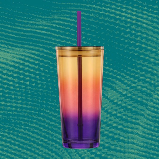 Vaso de vidrio frío con diseño de puesta de sol otoñal