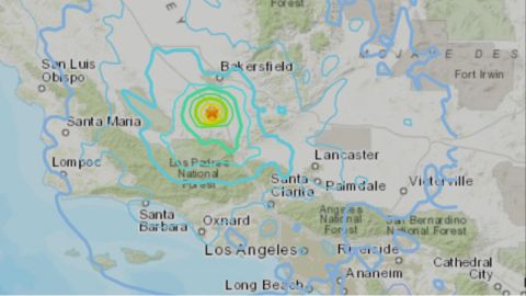 El temblor se registró cerca de Bakersfield, y continuaron réplicas. No se reportaron heridos.