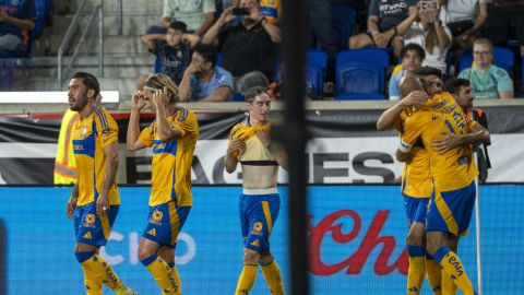 Jugadores de Tigres en un partido de la Leagues Cup contra New York City FC