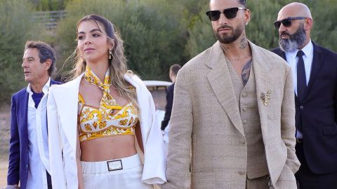 Maluma en compañía de Susana Gómez.