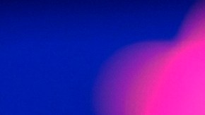 Kamala Harris repotencia campaña con récord de asistencia y donaciones millonarias