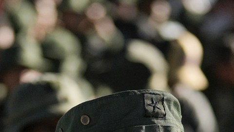 El candidato presidencial Edmundo González y la líder María Corina Machado enviaron este lunes un mensaje a los militares y policías de Venezuela