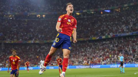 Dani Olmo celebra un gol en la Eurocopa 2024.