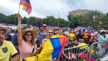 Los asistentes disfrutaron de un evento lleno de música, gastronomía y mucha alegría.