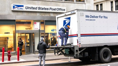 usps-empleo-salario-sueldo-2024