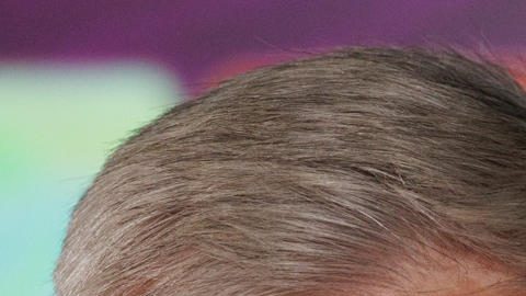 El entrenador del Real Madrid Carlo Ancelotti durante la rueda de prensa posterior al entrenamiento que el equipo ha realizado este viernes en la Ciudad Deportiva de Valdebebas.