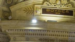 El Gobierno de Colombia adopta una postura clara y firme en favor de la democracia, redacta el documento.