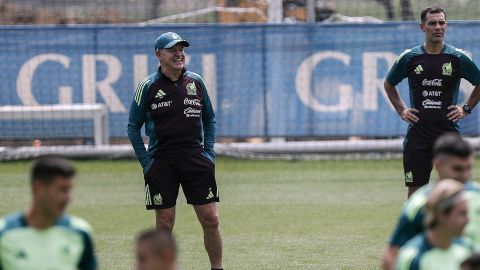 El técnico de la selección mexicana de fútbol Javier Aguirre dirige un entrenamiento, previo al amistoso contra Nueva Zelanda.