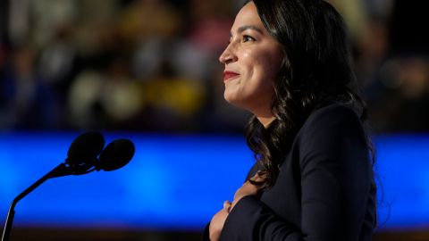 Alexandria Ocasio-Cortez hará campaña por Harris y Walz en Wisconsin.