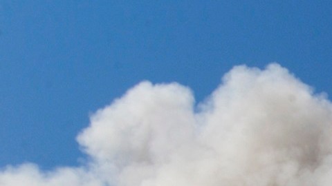 El atentado no sólo provocó miles de muertes inmediatas sino que expuso a muchas personas más a productos químicos contaminantes y a afecciones emocionales.