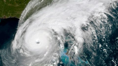 Tormenta tropical Helene podría llegar a costas de Florida como huracán