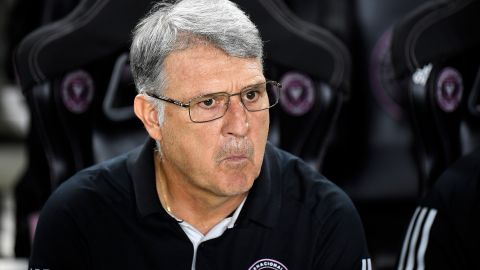 Tata Martino durante un encuentro de la Leagues Cup ante Charlotte FC.