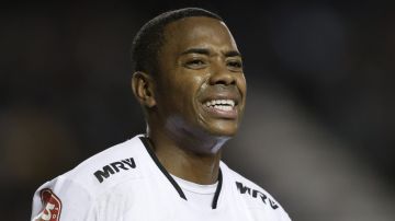 Robinho deberá cumplirá toda la condena de 9 años de prisión por violación