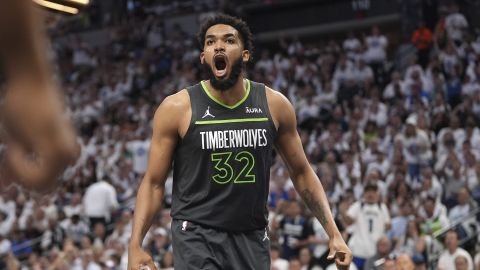 New York Knicks cerca de un acuerdo para contratar a Karl-Anthony Towns, según reportes